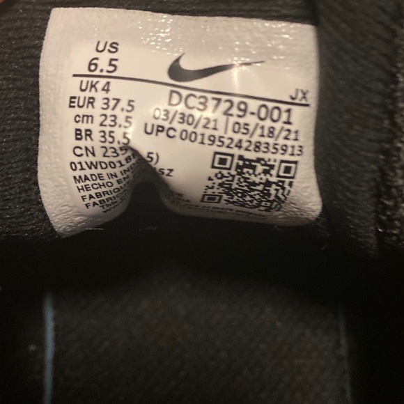 Black Nike Womens Revolution 6 Next Nature Running Shoes - Picture 3 of 8